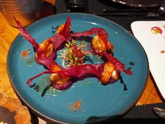 煎虾配紫薯泥薯片及姜味柠檬汁-AZUL by FUEL蓝色·法式酒馆(琶醍店)