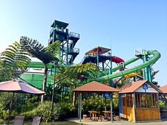 -泸州欢乐派海滩公园