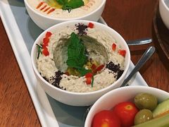 蘸酱拼盘-ELI FALAFEL Lebanese&Mediterranean黎巴嫩美食(富城路店)