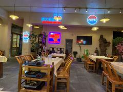 -霄汉牛三鲜湖北砂锅菜(万松园2店)