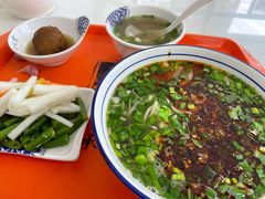 牛肉面-陆元丰·兰州纯汤牛肉面(自强西路店)