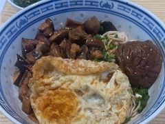 -鲁达面馆本帮风味(共康东路店)