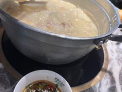 -禄婶鸡煲·打边炉