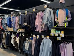 -迪卡侬(高新万达店)