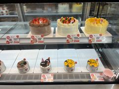 -花花卷卷·鲜食蛋糕(静安久光百货店)