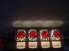 门面-果松木炭酸菜铜火锅·外婆参鸡汤