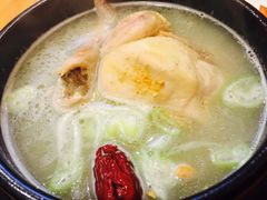 -长寿参鸡汤(朝韩风情街店)