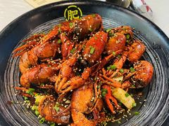 -肥肥虾庄·金牌油焖大虾(沙湖店)