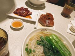 -香港新发烧腊茶餐厅(水围店)