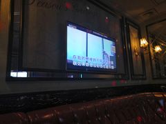 -欢乐迪KTV(南坪上海城店)
