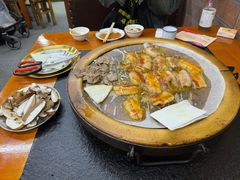 -老姐石板烧烤+铜炭火锅(总店)