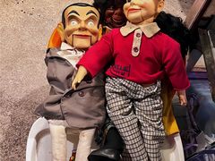 -席娜卡琳火车铁道夜市