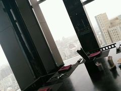 -唐拉雅秀酒店-西锦汇空中BBQ·思创餐厅