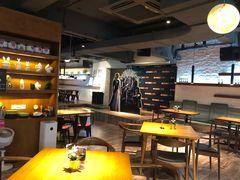 -JINNS锦时 steak&pizza(浸信会礼拜堂旧址店)