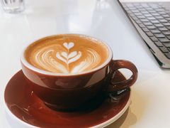 拿铁-VOYAGE COFFEE 咖啡烘焙工坊店(798艺术区店)