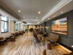 大堂-星巴克臻选(广州沙面店)