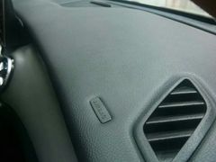 -雷朋汽车隔热膜