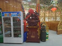 -袁小二大东北铁锅炖(吉祥村总部)