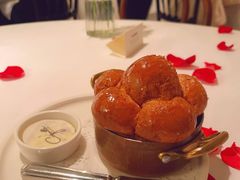 餐前面包黄油-壳里西餐厅Coquille Seafood Bistro(蒙自路店)