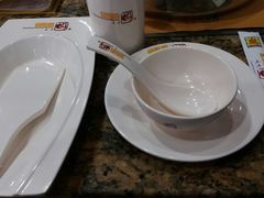 餐具摆设-黄记煌·三汁焖锅(万达广场店)