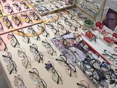 -肆兮眼镜·蔡司·徕卡战略合作店(大坪店)