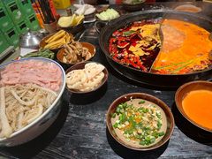 -周小明火锅(黑金冠社区店)