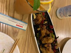 -小镇大厨新概念复合中餐厅(万达广场大连高新店)