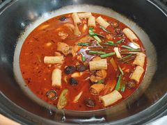 -三里屯土灶炖公鸡地锅鸡(江东店)