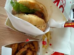 -必胜客(航洋国际店)