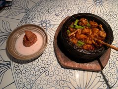 石锅杭椒牛蛙-桂满陇-十里风荷(合生汇店)
