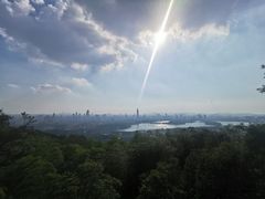 -紫金山山顶公园