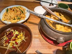 -云海肴·汽锅鸡·云南菜(天山百盛优客店)