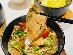 -小粤楼(万辉广场店)