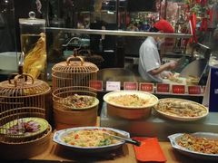 自助取餐区-四海一家自助餐(益田假日广场店)