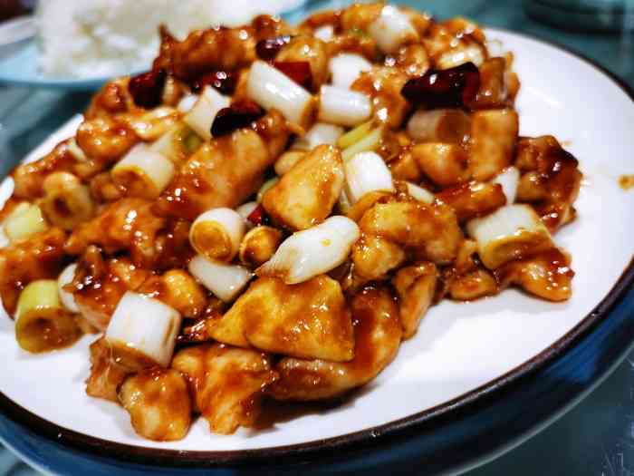 灶台香餐厅(桥梓镇店)-"[薄荷]环境: 环境好,干净卫生.装修风.