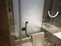 -上海南京路步行街假日酒店