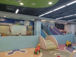 -孩子王童乐园(成都海滨城店)