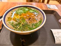 -云阿蛮云南生烫牛肉米线(奉贤路店)