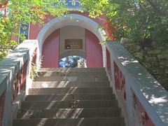 -鸡鸣山旅游风景区