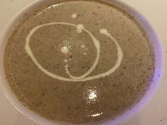 奶油蘑菇汤-Ambra Haus琥珀屋精酿餐厅(宝山店)