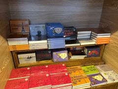 -半山书局(新世纪商城店)