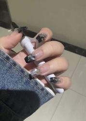 -By.2一站式美甲美睫