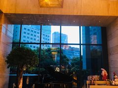 -上海龙之梦万丽酒店