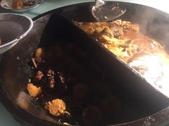 -鱼窝棚柴火铁锅炖(富山屯店)
