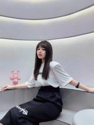 -I+造型烫发染发
