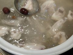 -新招鲜本地鸡窝(平凉路店)