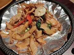 -耶里夏丽·新疆菜·28年喀什老馆(田林东路店)