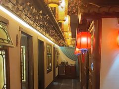 -乔家小院•非遗驴肉•本地小海鲜(滨河路店)