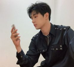 -SEBASTIAN塞巴斯汀