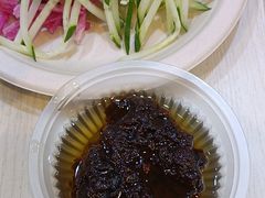 -黑八私房老北京炸酱面